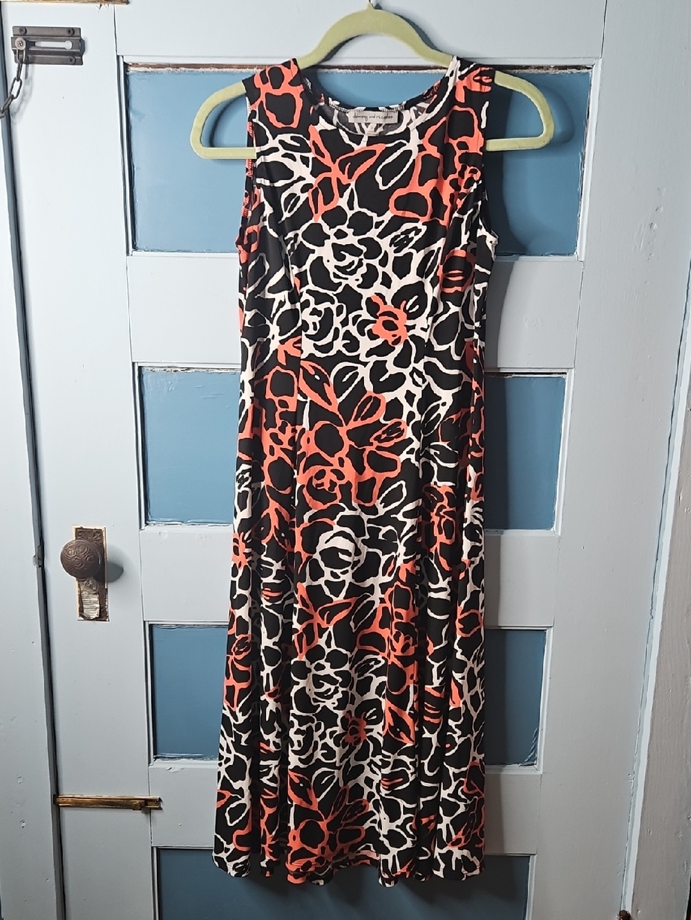 Danny & Nicole Sleeveless Floral Dress in Black, White & Coral Small